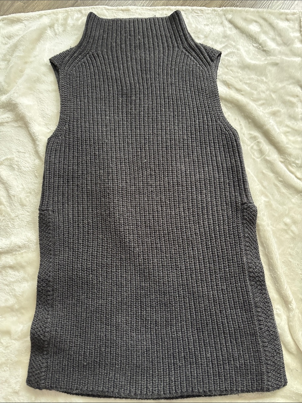 Wilfred Charcoal Ribbed Sleeveless Turtleneck Sweater Dress